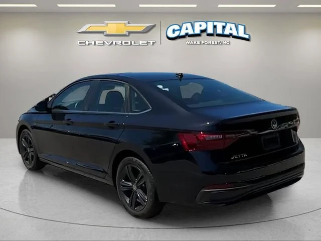 Used 2023 Black Volkswagen 1.5T SE image 3