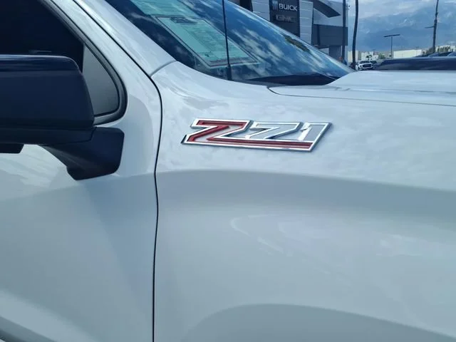Used 2026 Summit White Chevrolet LT Trail Boss image 4