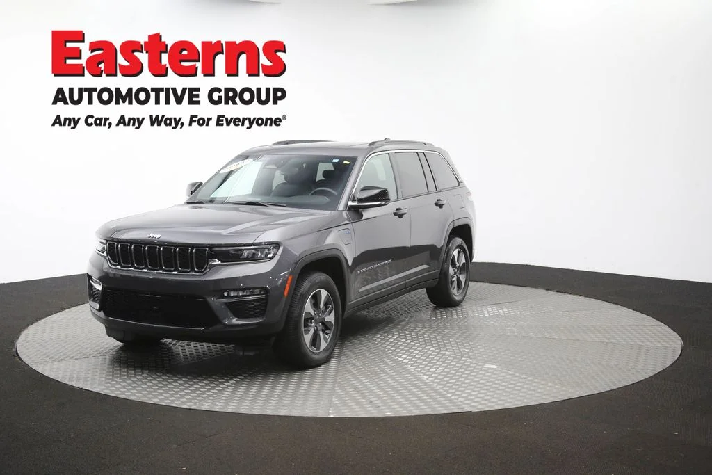 Used 2024 Gray Jeep 4xe image 59