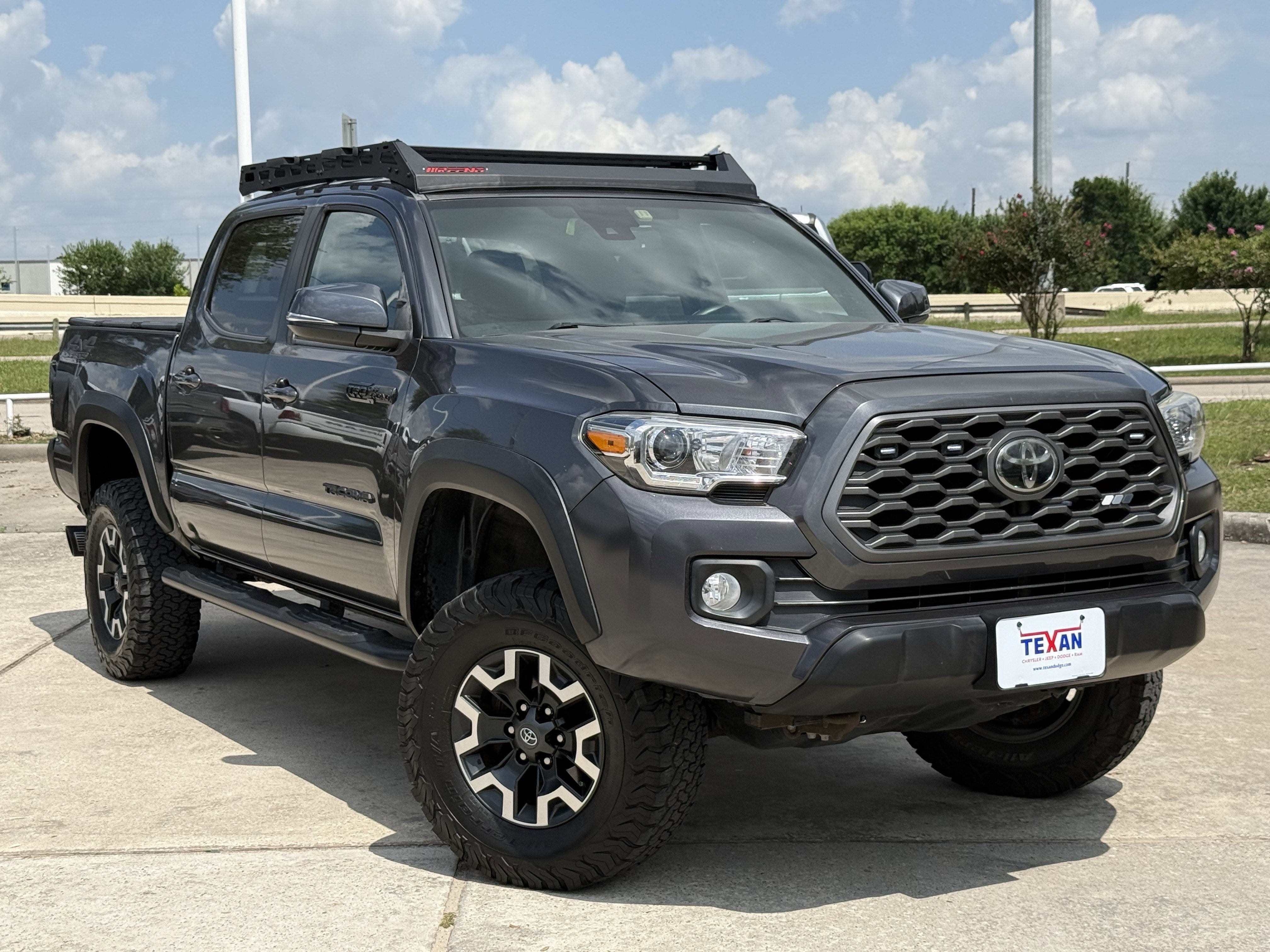 Used 2022 Magnetic Gray Metallic Toyota SR image 2