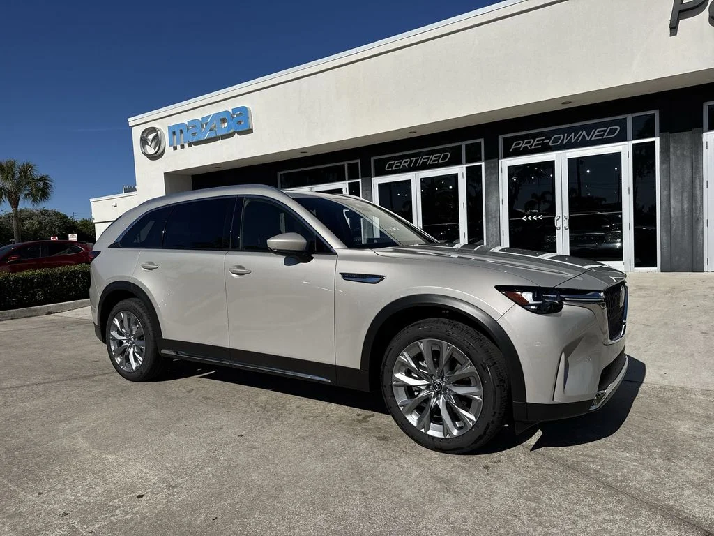 New 2026 Platinum Mazda 3.3 Turbo Premium Plus AWD image 6