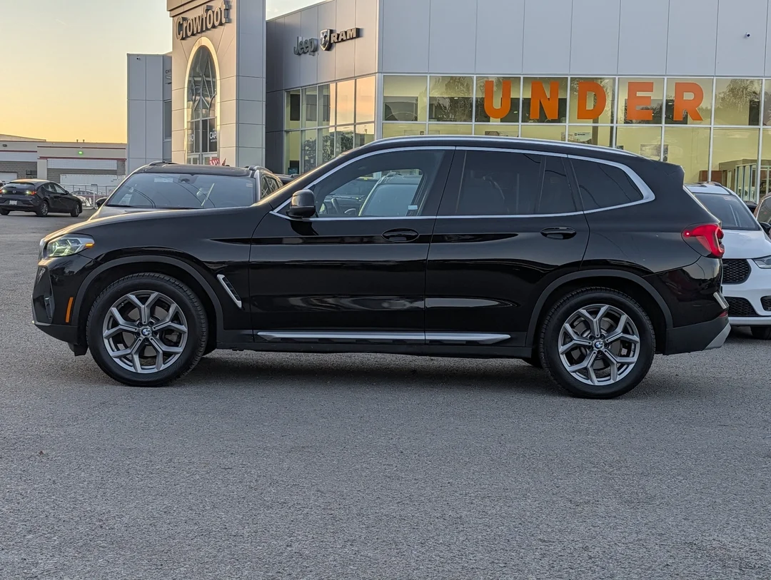Used 2024 Black BMW xDrive30i - - Turbo I-4 - AWD - Sport Seats - Digital Cluster - Apple CarPlay & More! image 5