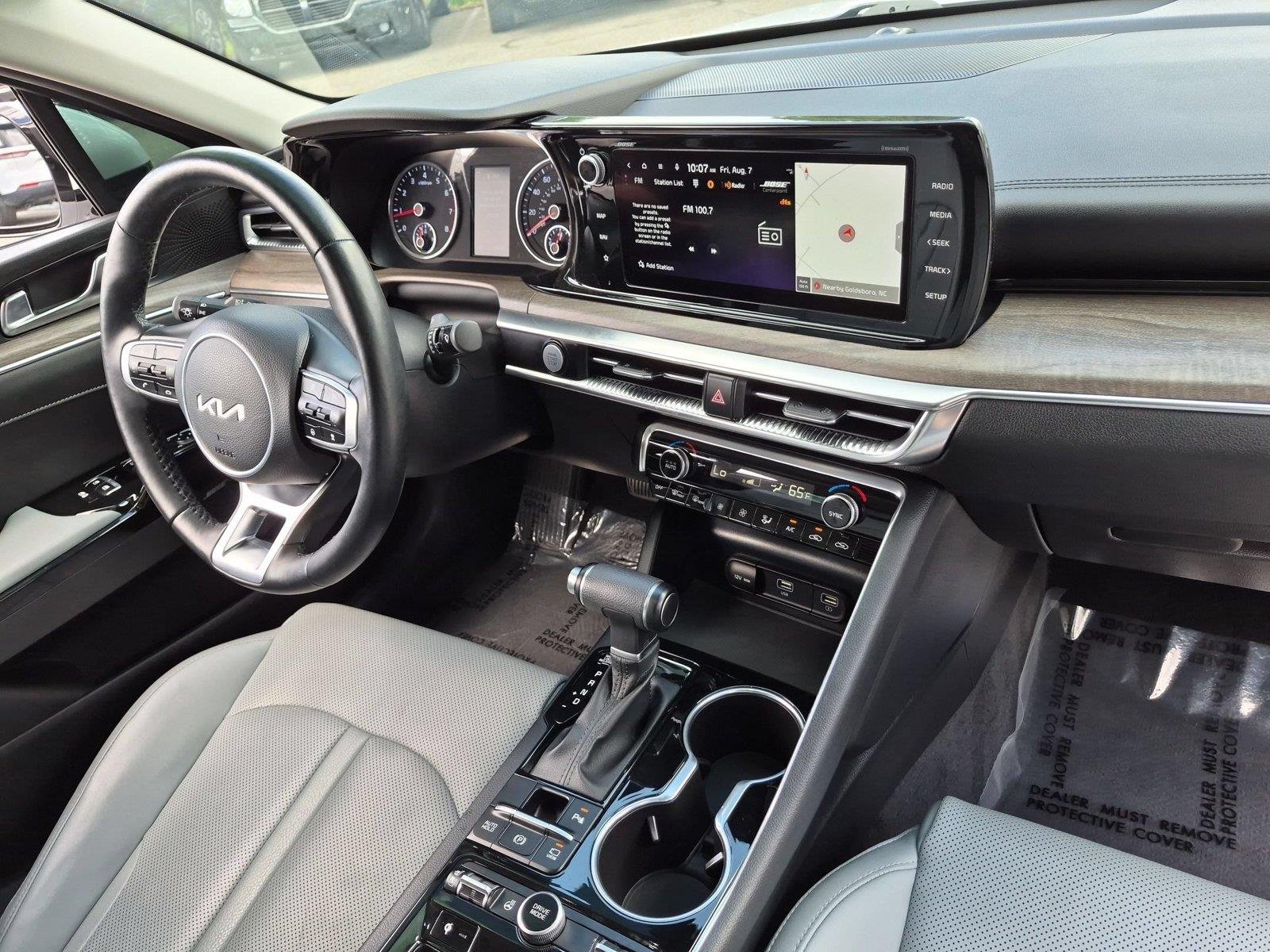 Used 2023 Glacial White Pearl Kia EX image 38