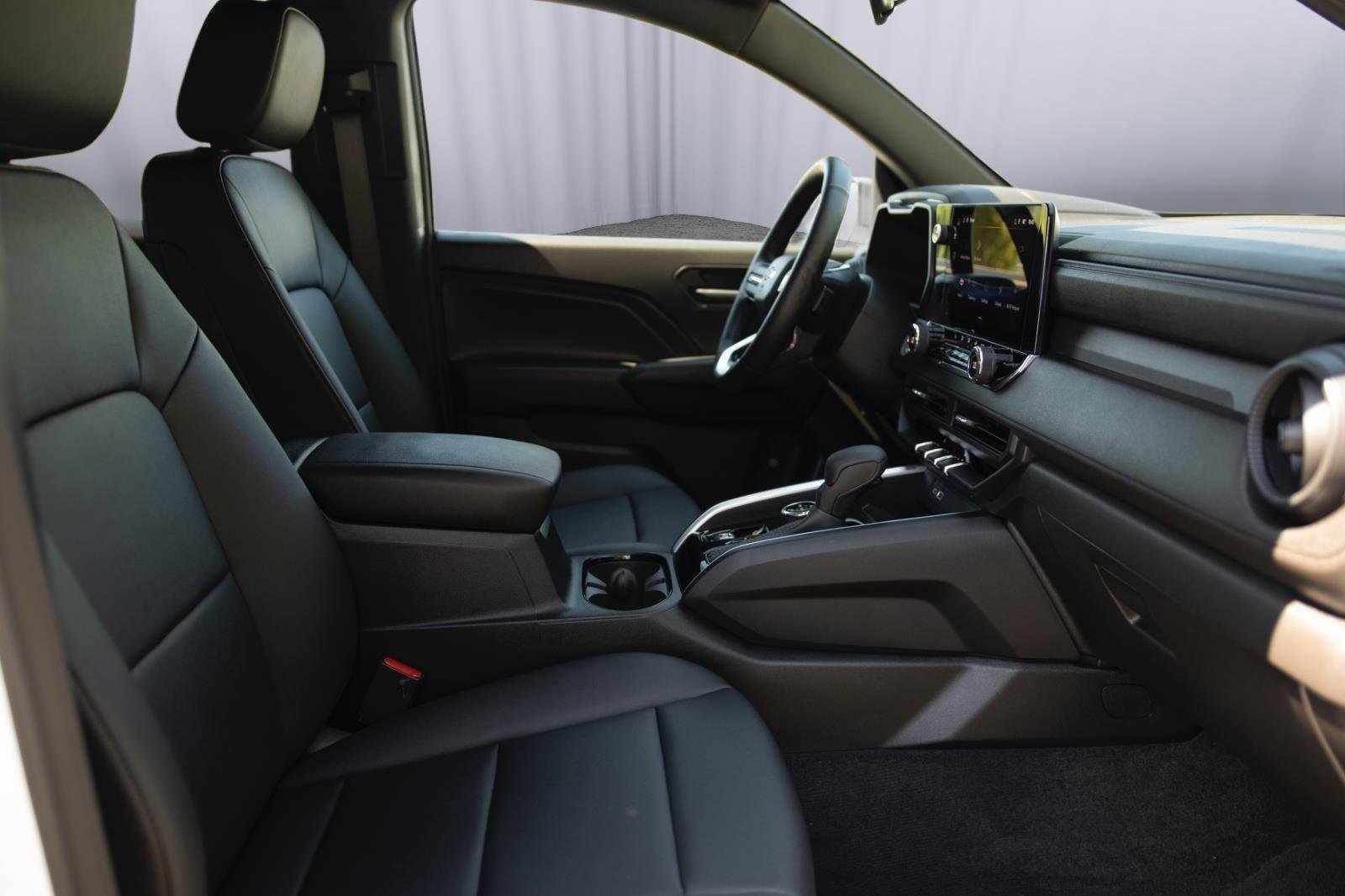 New 2025 Summit White Chevrolet Trail Boss image 24