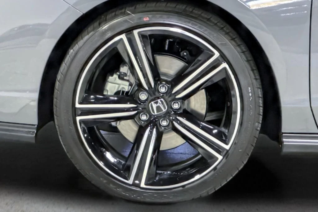 New 2026 Urban Gray Pearl Honda Sport image 31
