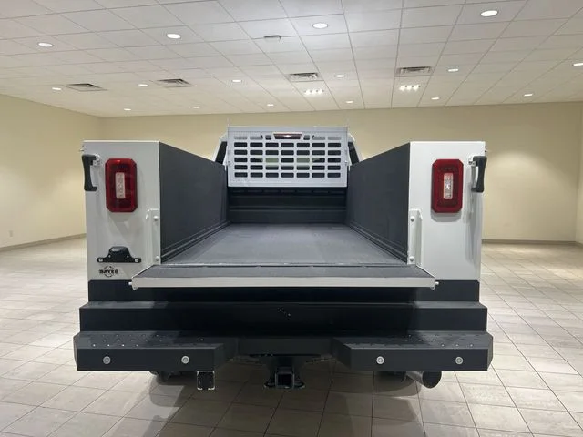 Used 2025 Summit White Chevrolet LT image 23