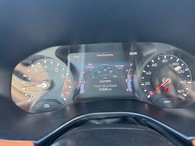 Used 2025 Silver Zynith Jeep Limited image 16