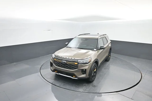 New 2026 Marsh Gray Ford Tremor® image 23