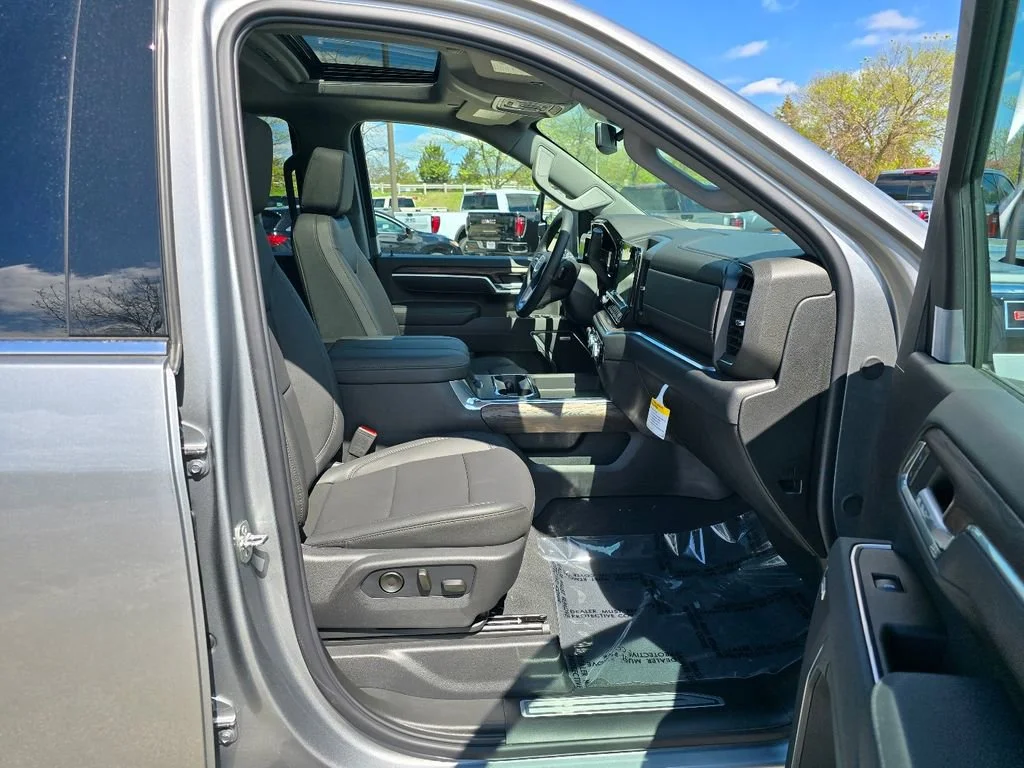 2026 GMC Sierra 3500HD SLT - Photo 34