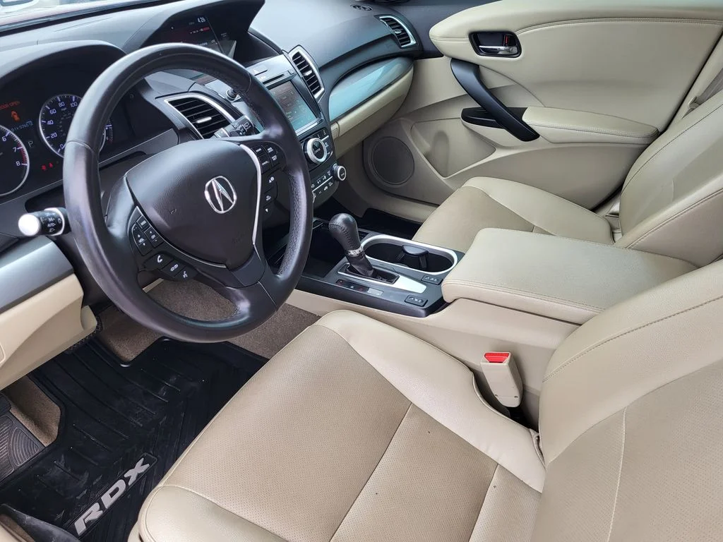 Used 2018 Maroon Acura w/Technology Pkg image 10