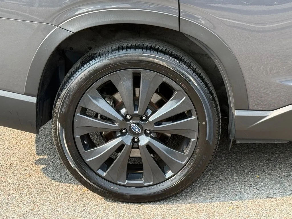 Used 2022 Gray Subaru Onyx Edition image 13