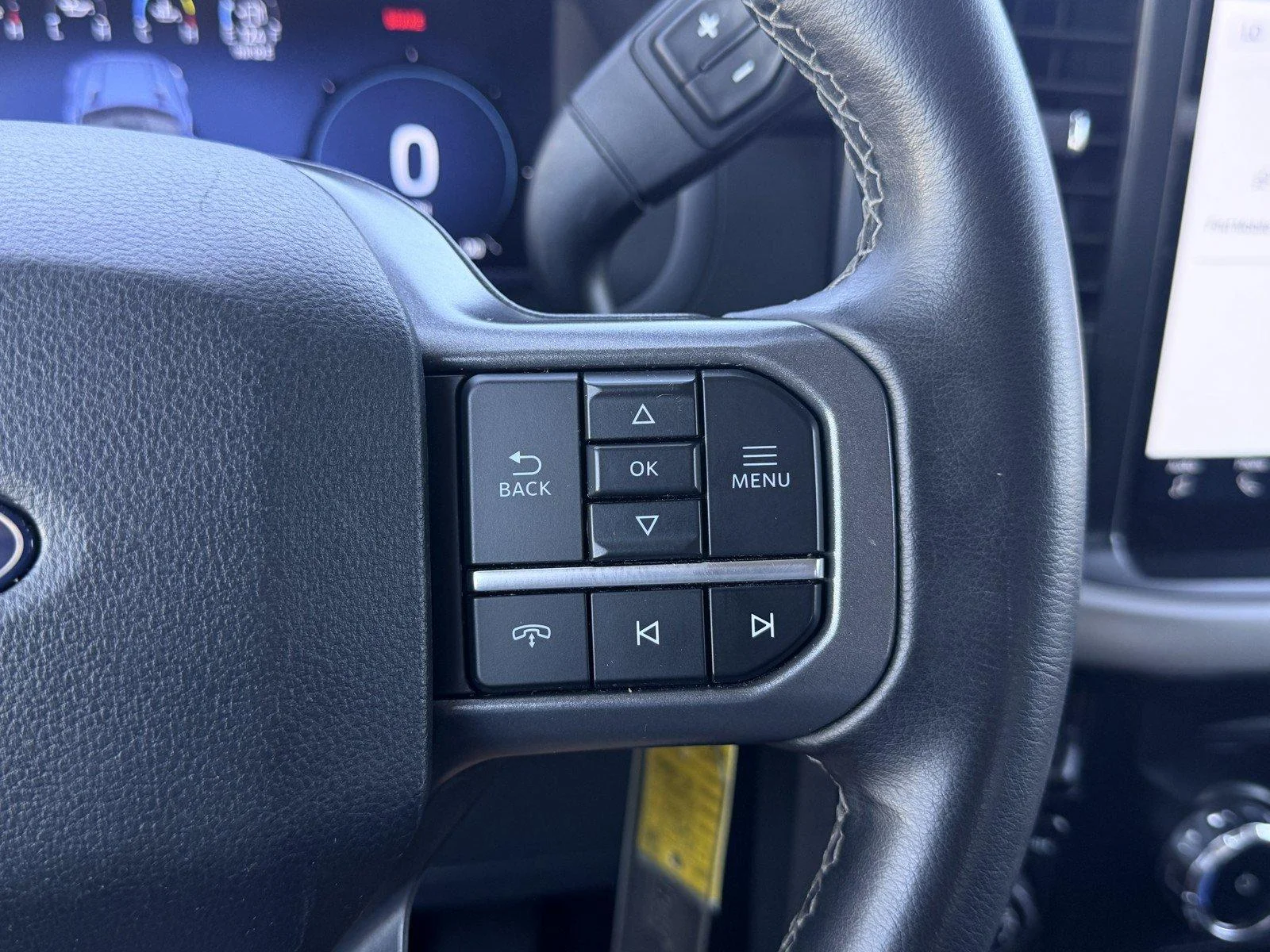 Used 2024  Ford XLT image 23