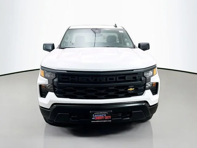 New 2026 Summit White Chevrolet WT image 2