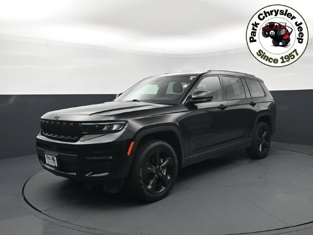 Used 2025 Jeep Grand Cherokee L Limited with VIN 1C4RJKBG6S8680386 for sale in Burnsville, Minnesota