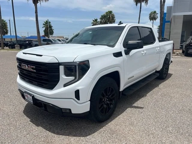Used 2024 Summit White GMC Elevation image 3