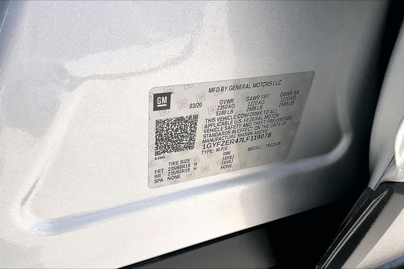 Used 2020 Radiant Silver Metallic Cadillac FWD Sport image 73