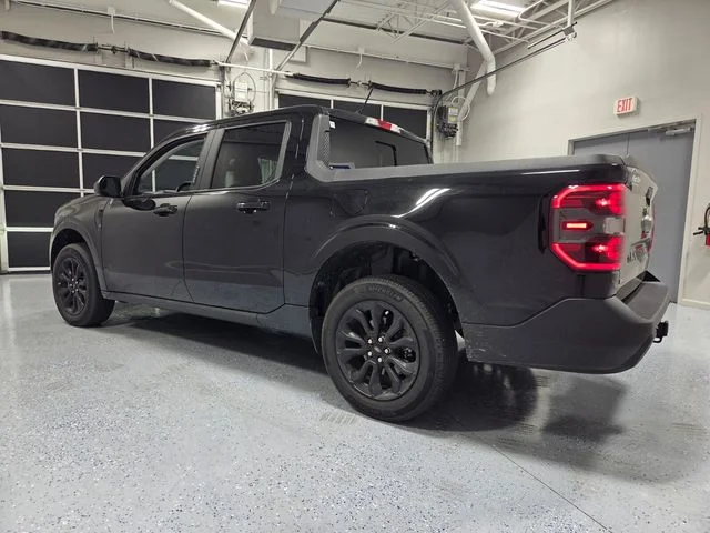 Used 2023 Black Ford Lariat image 7