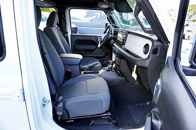 New 2026 Bright White Clearcoat Jeep Sport S image 16