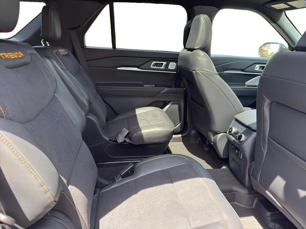 New 2026 Star White Metallic Tri-Coat Ford Tremor® image 6