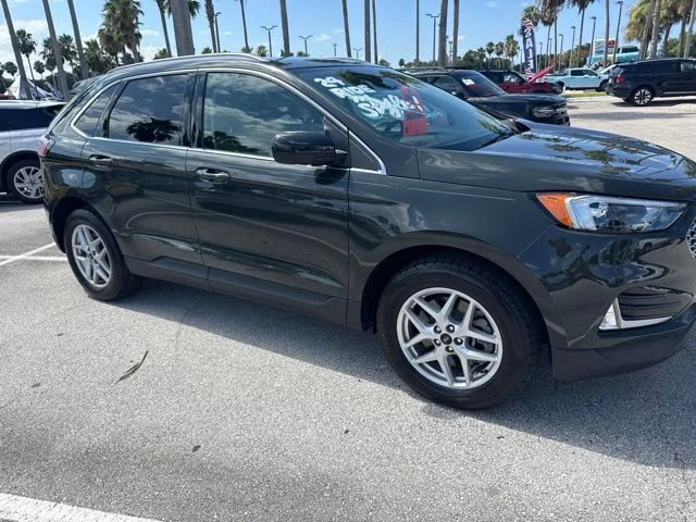 2024 Ford Edge SEL AWD's photo