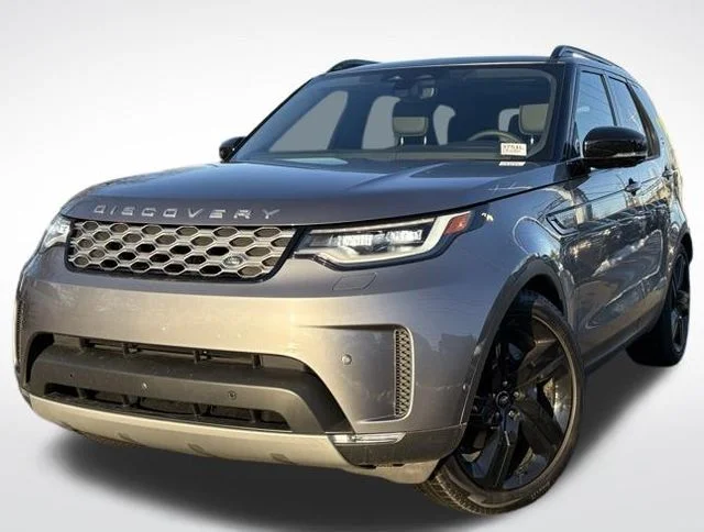 2025 Land Rover Discovery P300 S's photo