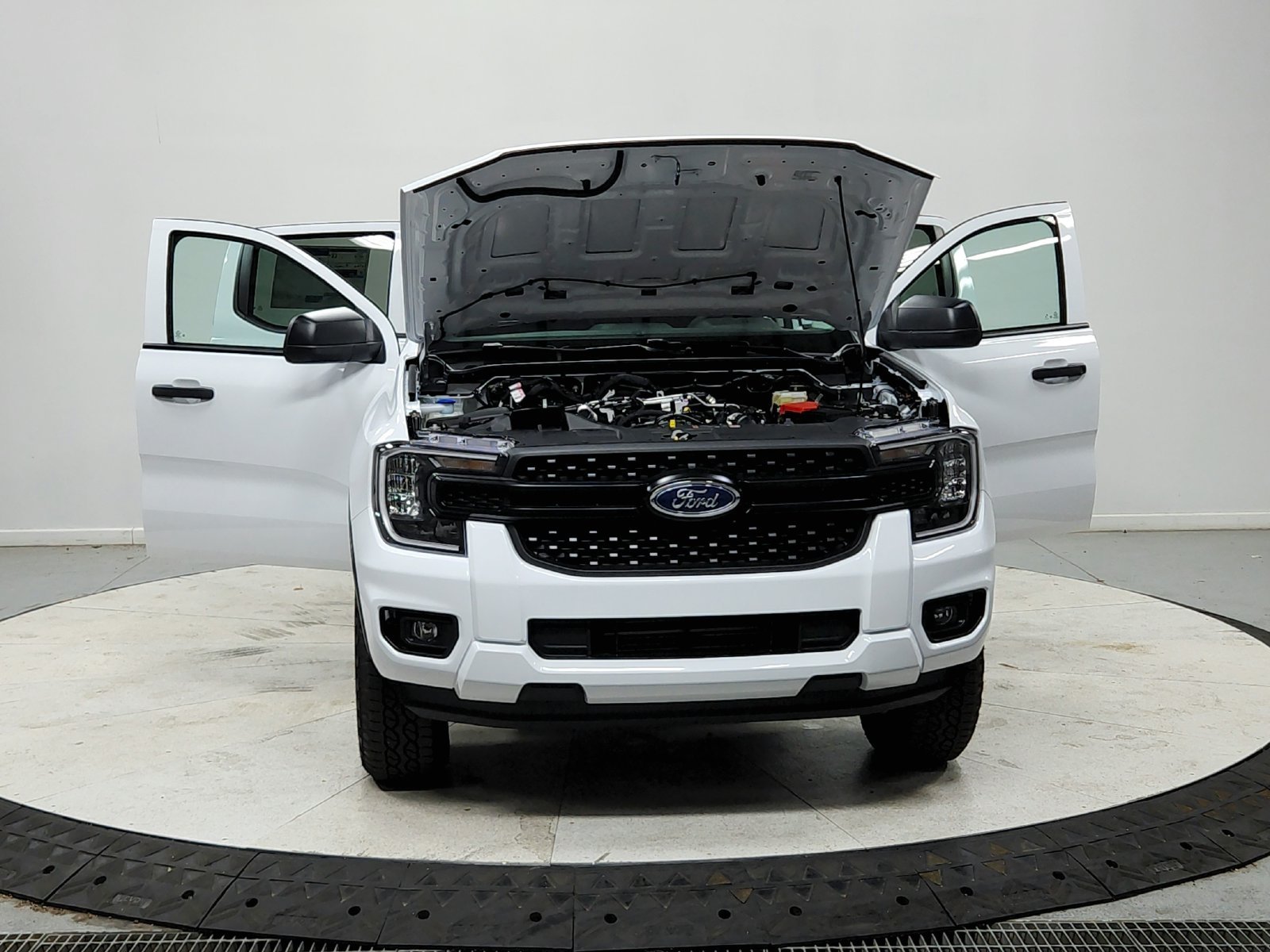 New 2026 Oxford White Ford XL image 11