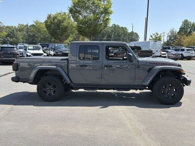 Used 2021 Gray Jeep Mojave image 13