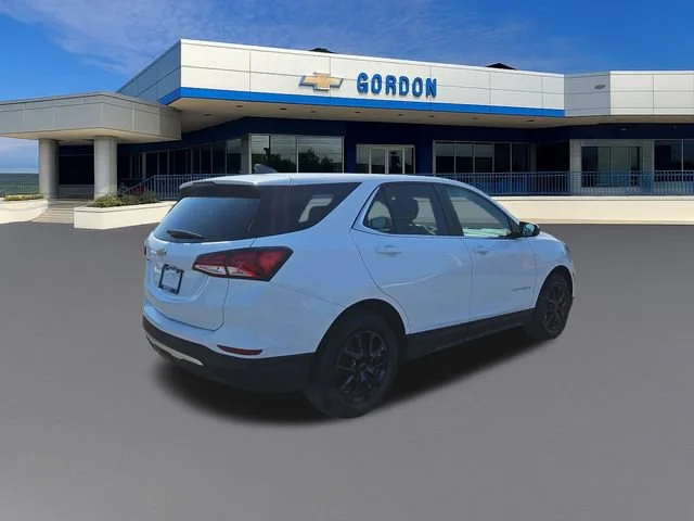 Used 2024 Summit White Chevrolet LT image 5