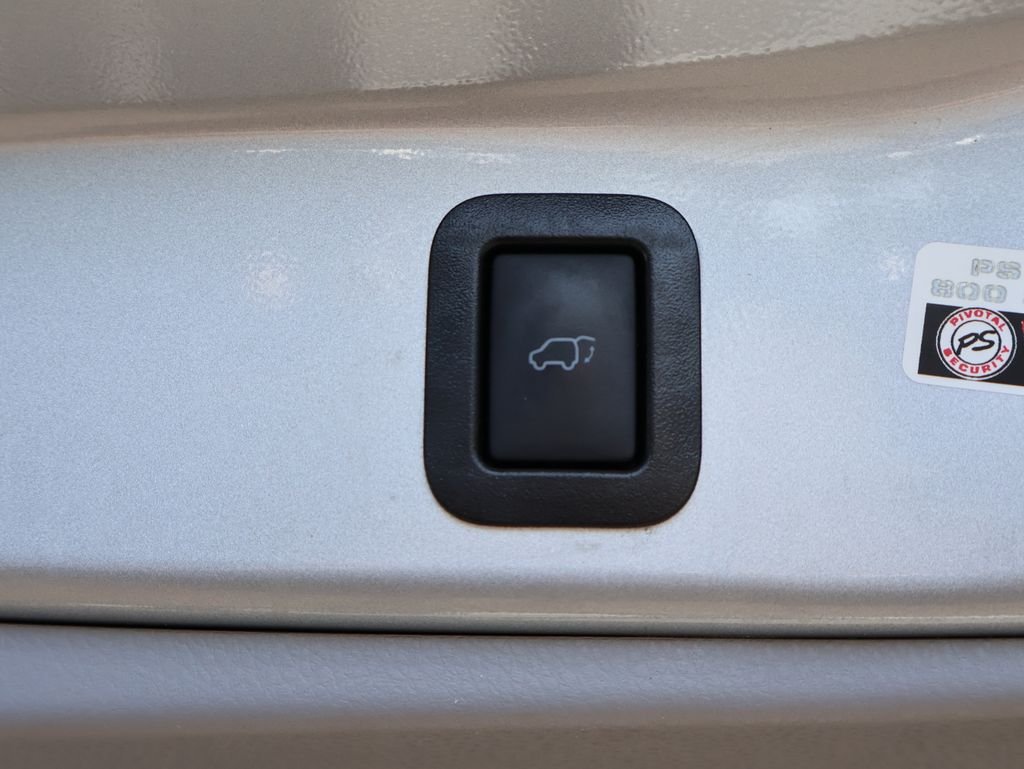 Used 2018 Silver Toyota Limited Platinum image 16