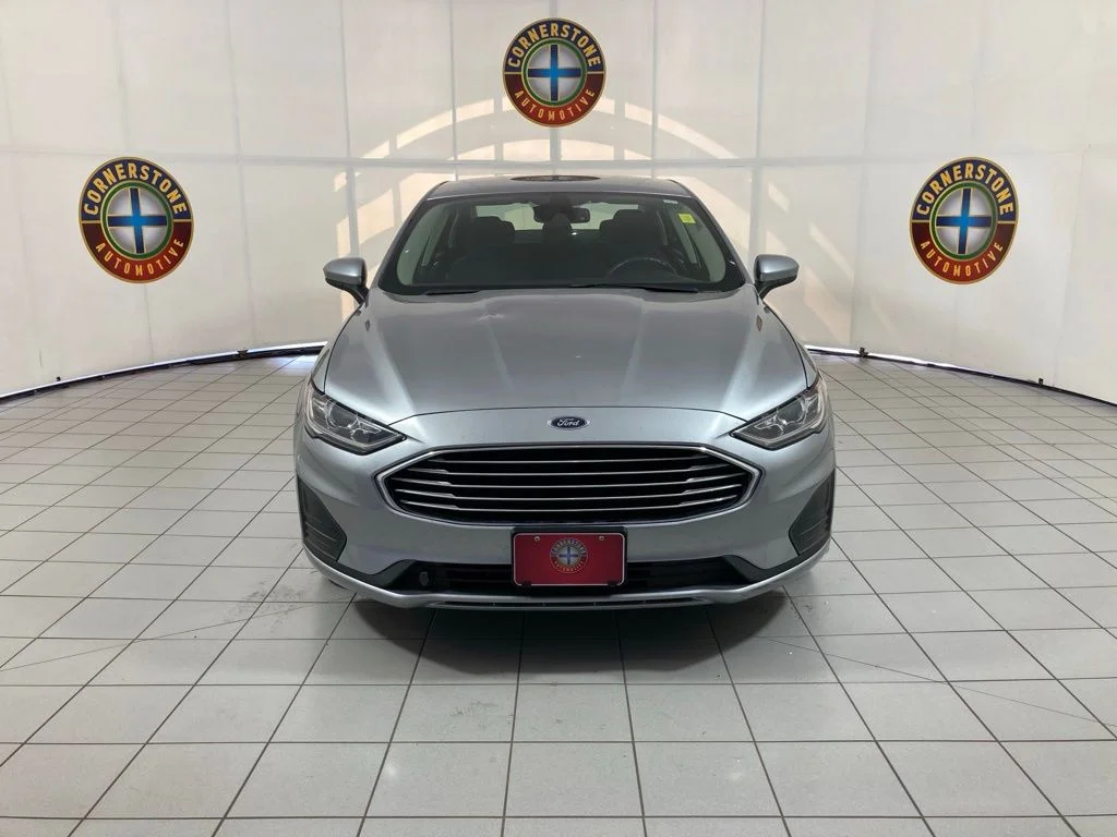 Used 2020 Silver Ford SE image 18