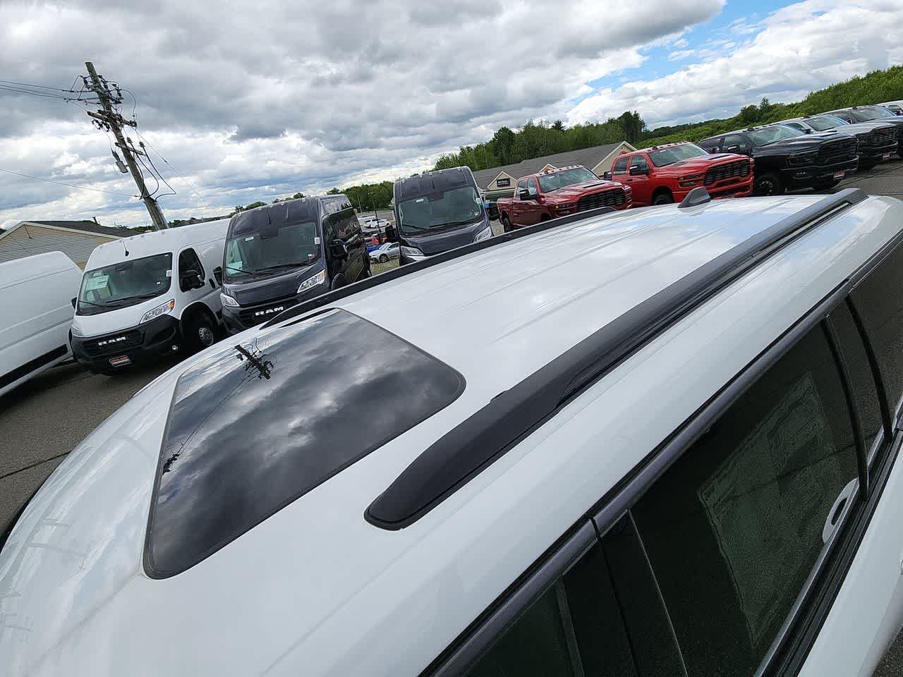 New 2026 Bright White Clearcoat Jeep Laredo Altitude image 11