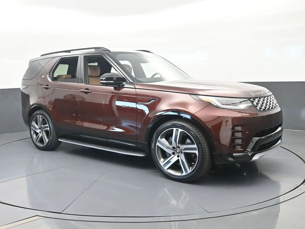 2026 Land Rover Discovery Gemini Edition - Photo 8