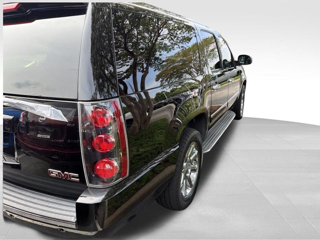Used 2014 Black GMC Denali image 13