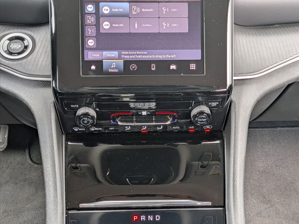 2024 Jeep Grand Cherokee L Laredo - Photo 22