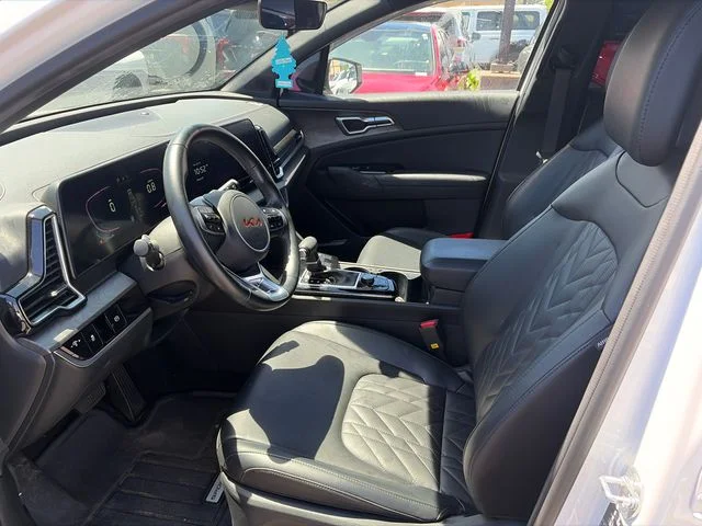 Used 2024 White Kia X-Line image 9
