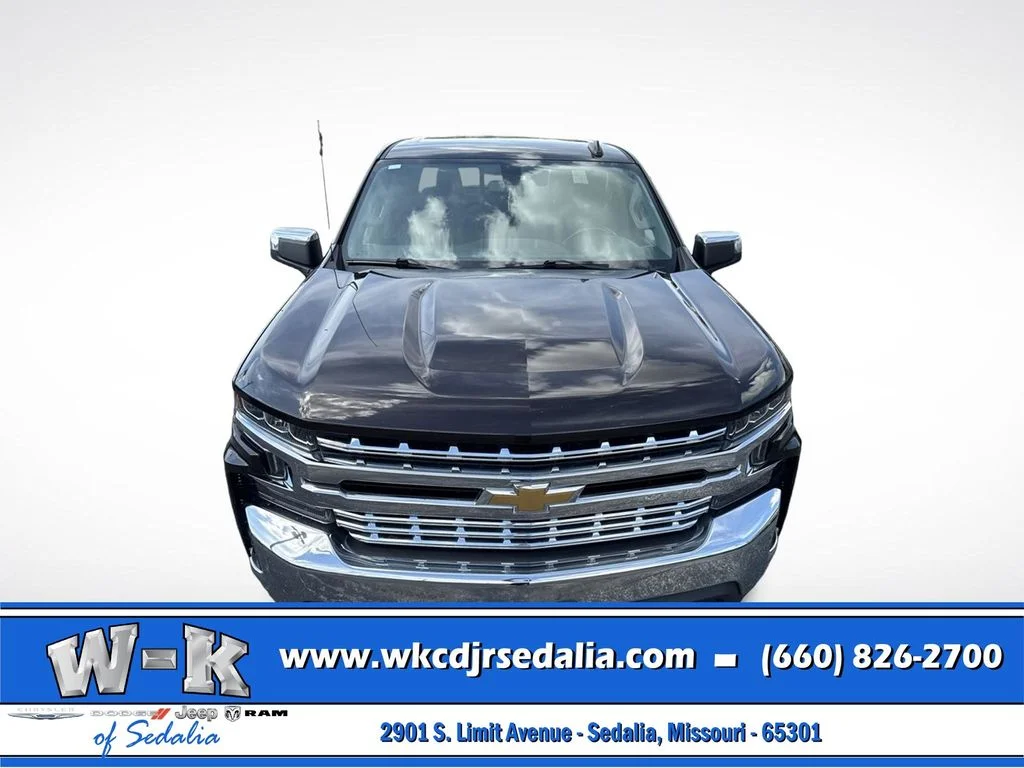 Used 2020 Brown Chevrolet LT image 17