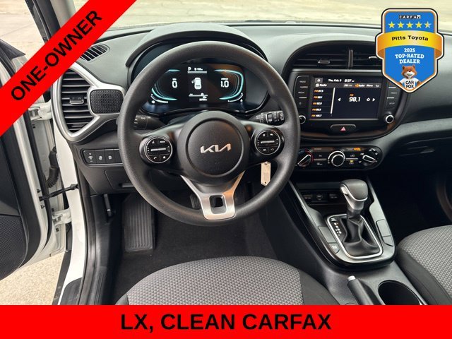 2025 Kia Soul LX - Photo 17