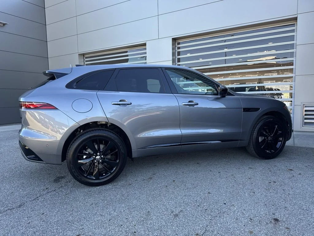 2026 Jaguar F-Pace R-Dynamic S - Photo 7