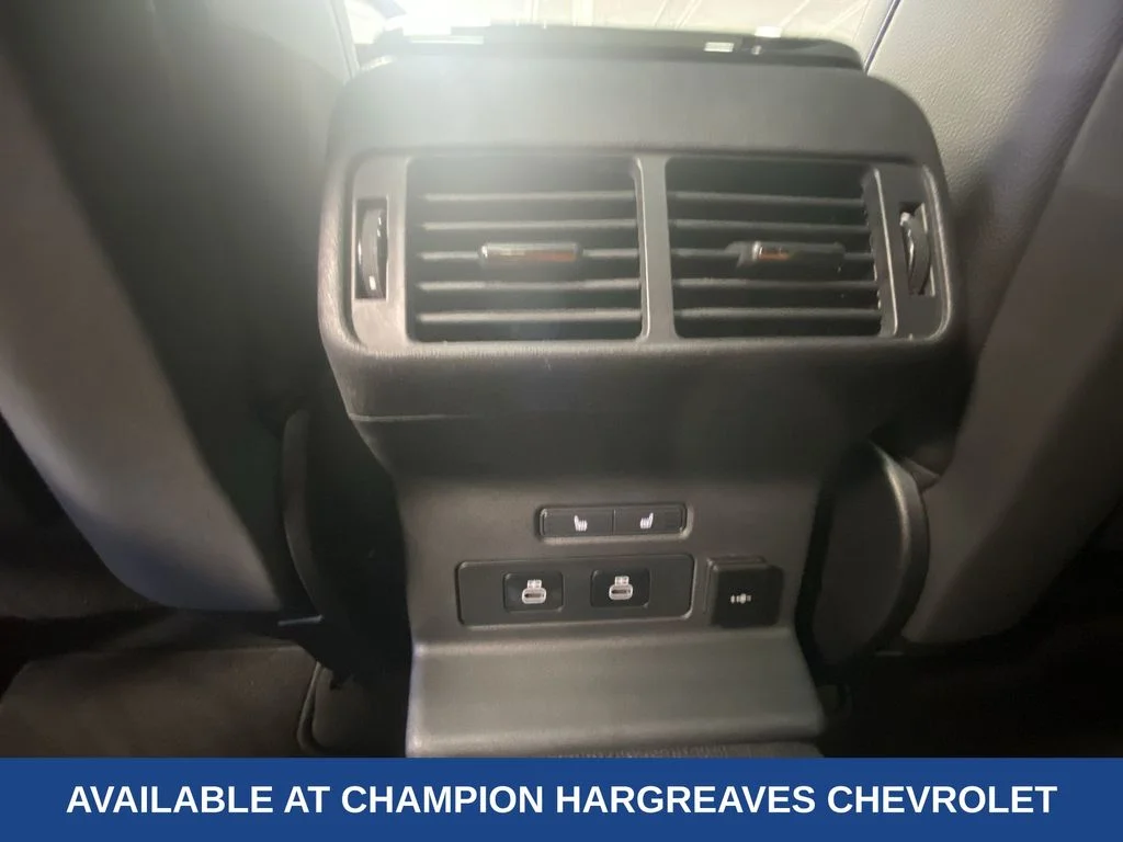 Used 2025 Fuji White Land Rover Dynamic SE image 27