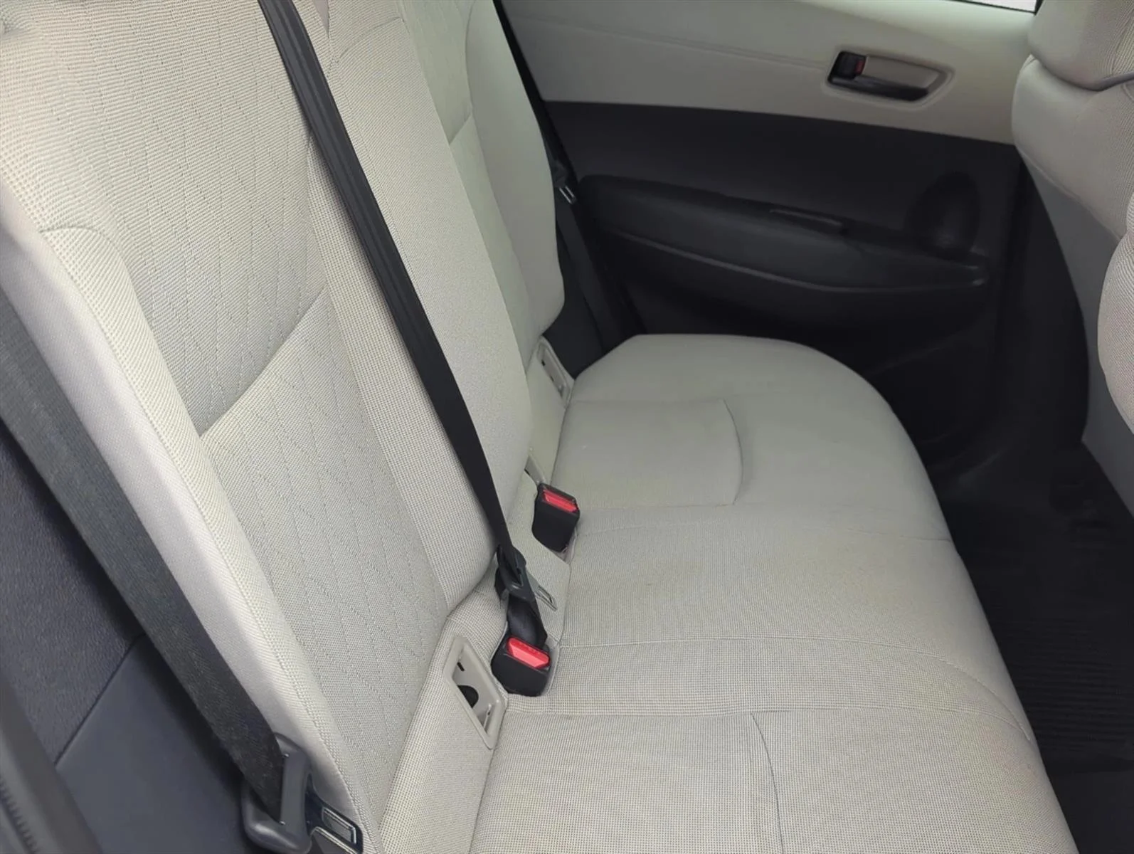 Used 2025 Sonic Silver Toyota L image 22
