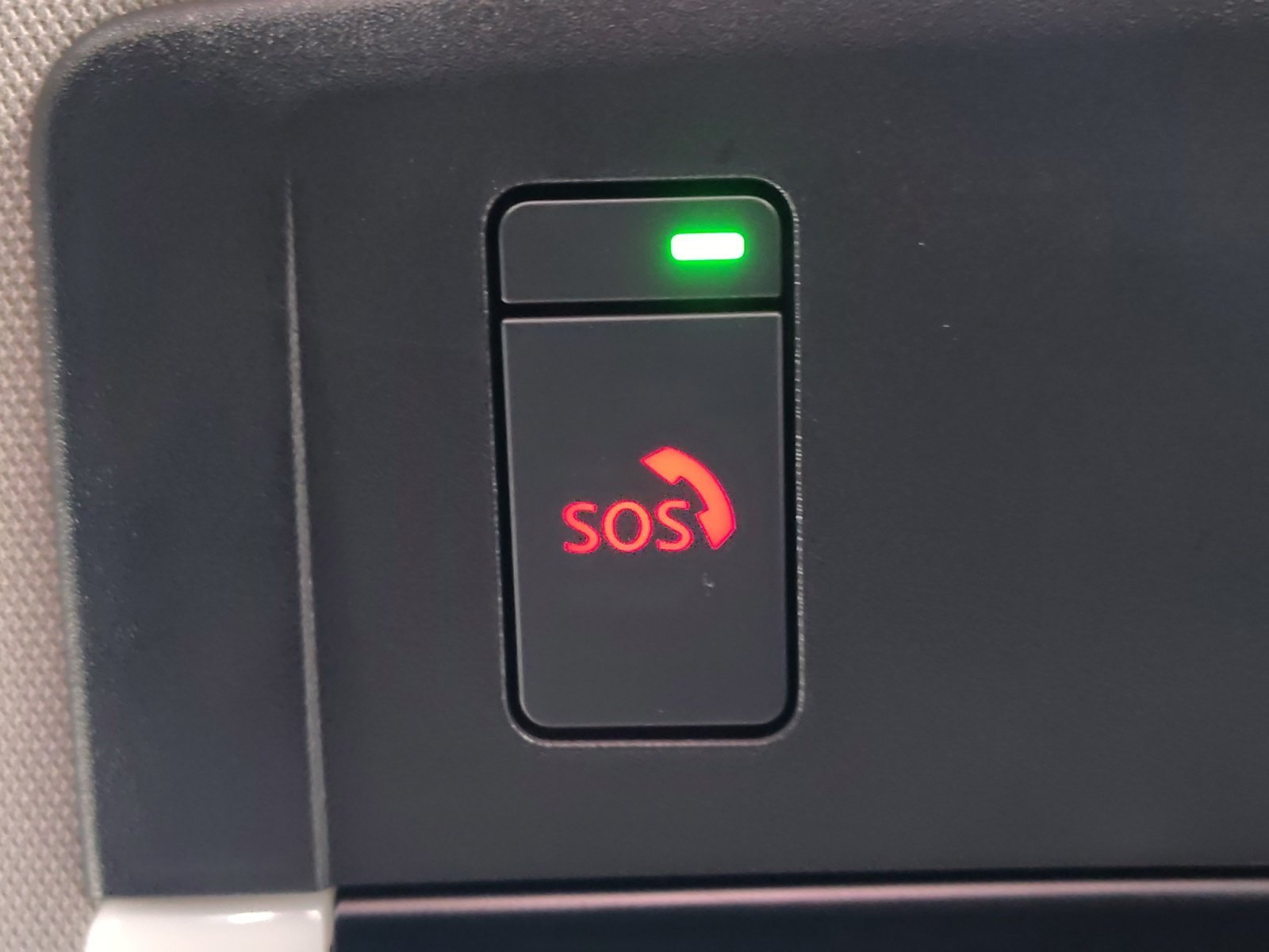 Used 2025 Super Black Nissan SV image 34