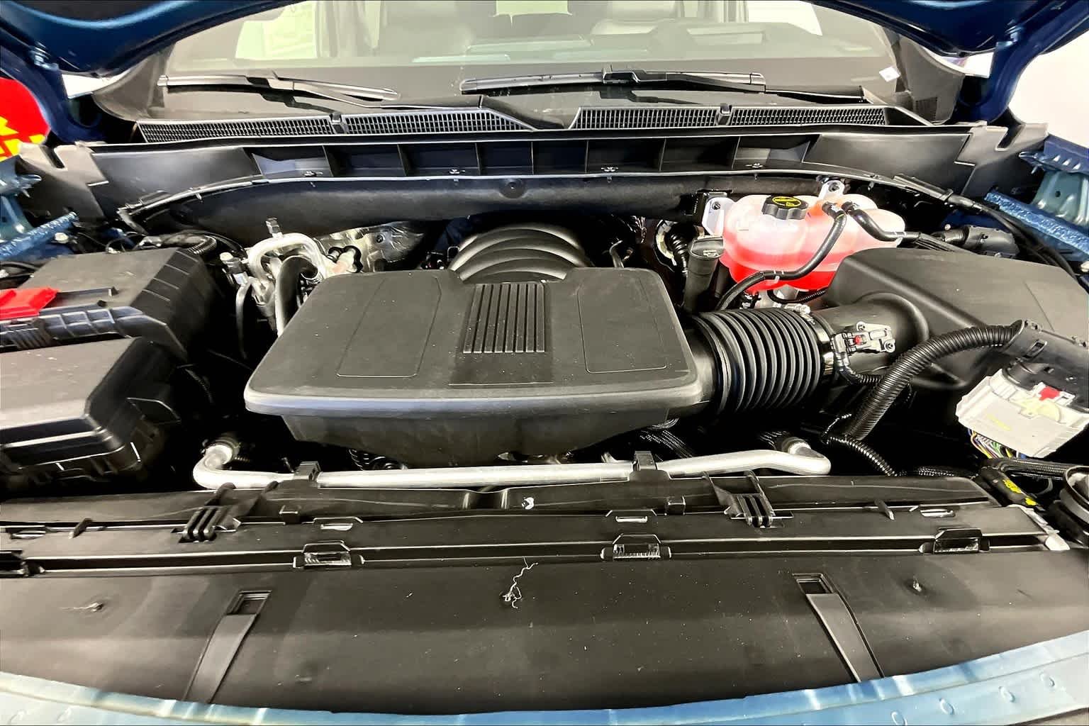 Used 2025 Downpour Metallic GMC Denali image 19