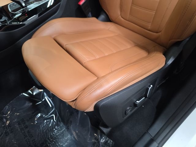 Certified Used 2024 Alpine White BMW xDrive30i image 25