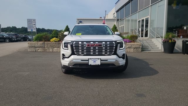 2027 GMC Terrain Denali - Photo 2