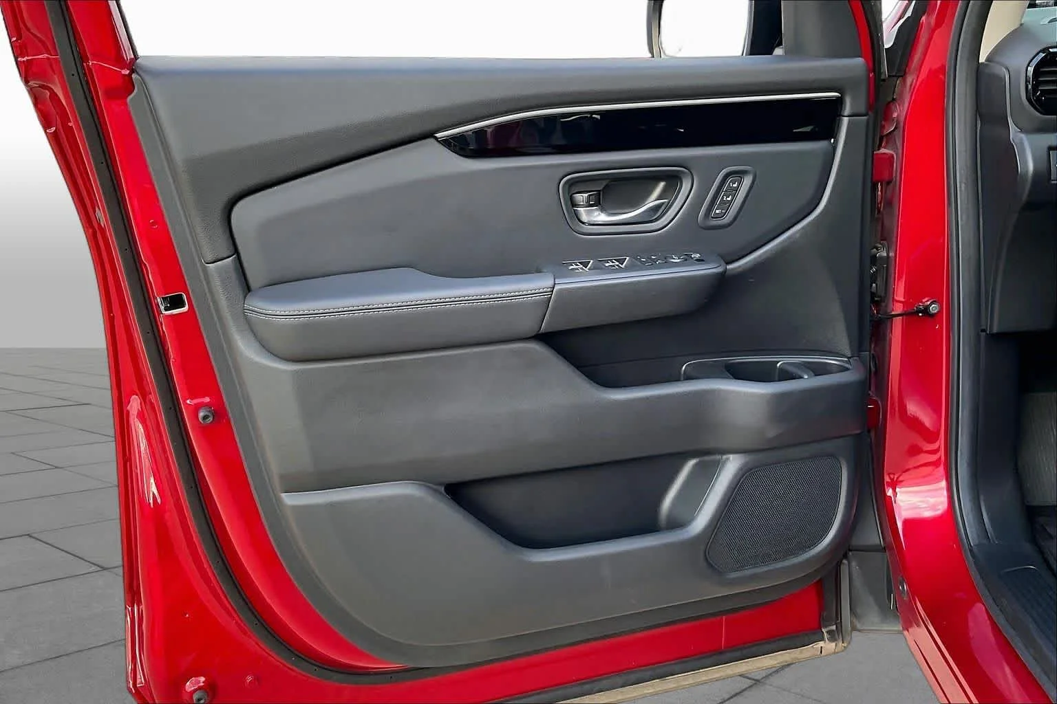 2025 Honda Pilot Touring - Photo 42