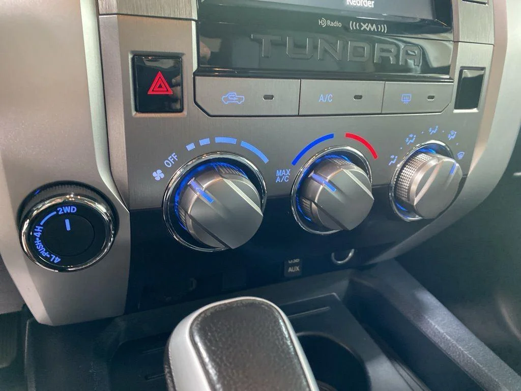 Used 2019 Midnight Black Metallic Toyota SR5 image 16