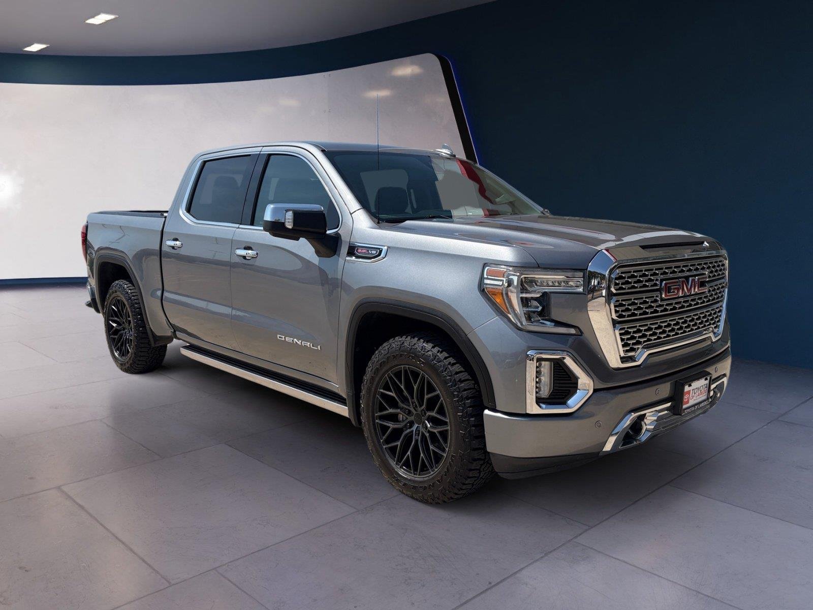 Used 2021 Satin Steel Metallic GMC Denali image 7