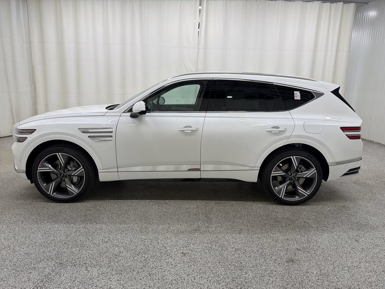 New 2027 Uyuni White Genesis 3.5T PRESTIGE image 6