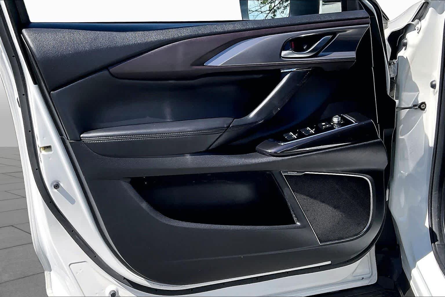 Used 2019 Snowflake White Pearl Mica Mazda Grand Touring image 23