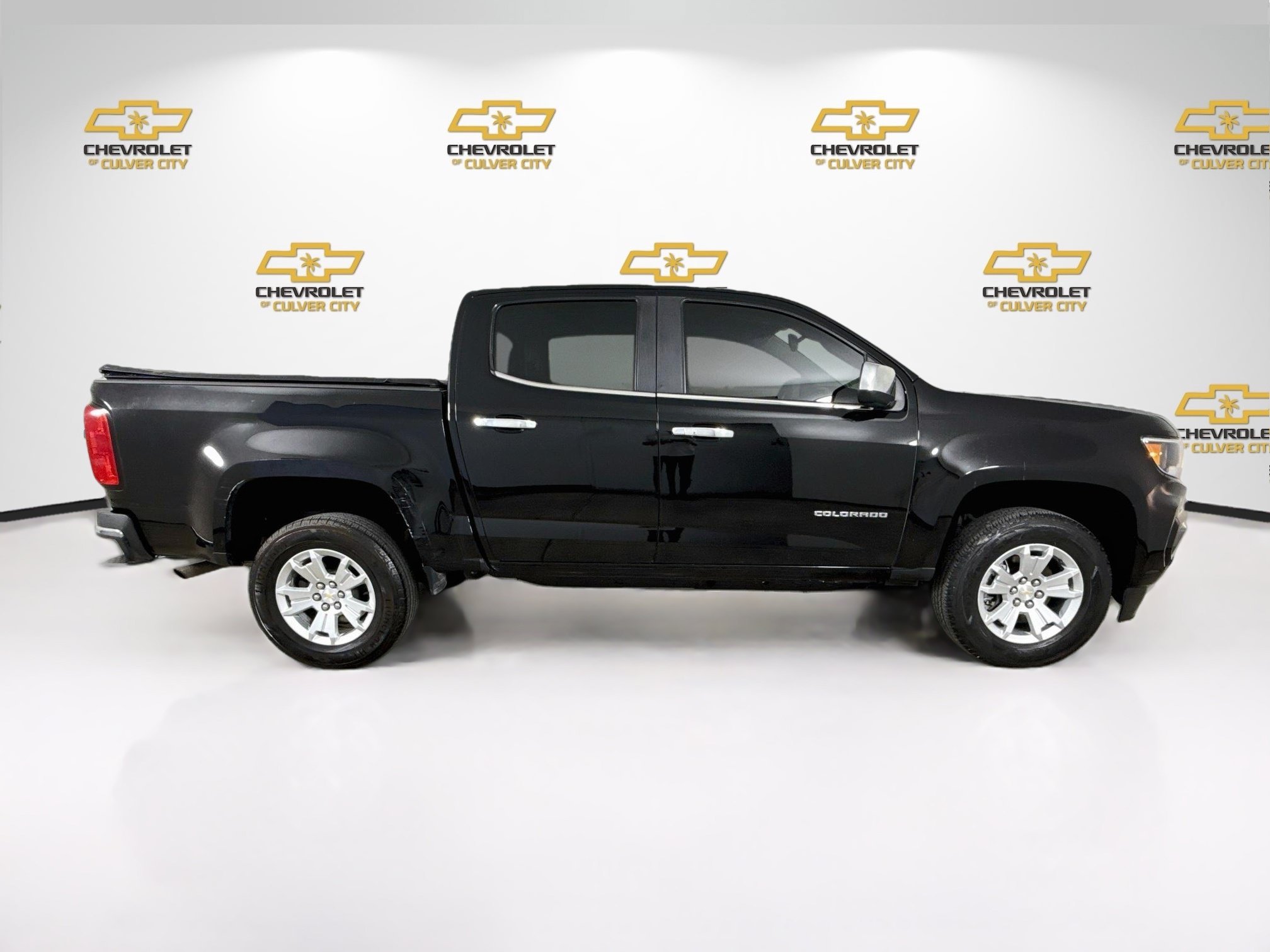 Used 2021 BLACK Chevrolet 2WD LT image 9